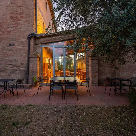 Di Cuna Hotel Monteroni dʼArbia