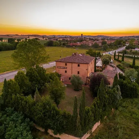 Di Cuna 3* Monteroni d'Arbia